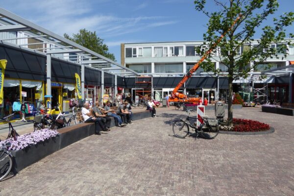 Buro SRO - Nieuws - Feestelijke opening Mereveldplein 2015 okt. Buro SRO - Nieuws - Feestelijke opening Mereveldplein 2015 okt.